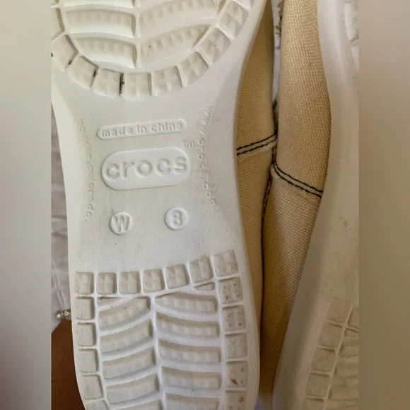 CROCS Disney Melbourne Mickey
Mouse Slip On Canvas Distressed Loafers - Picture 4 of 5